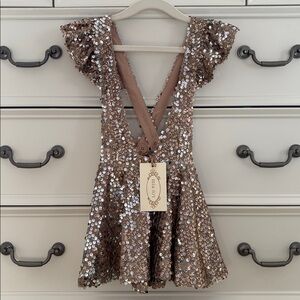 NWT Mia Joy Little Girl Romy Jumper Gold Sequins Flutter Sleeve Size 3